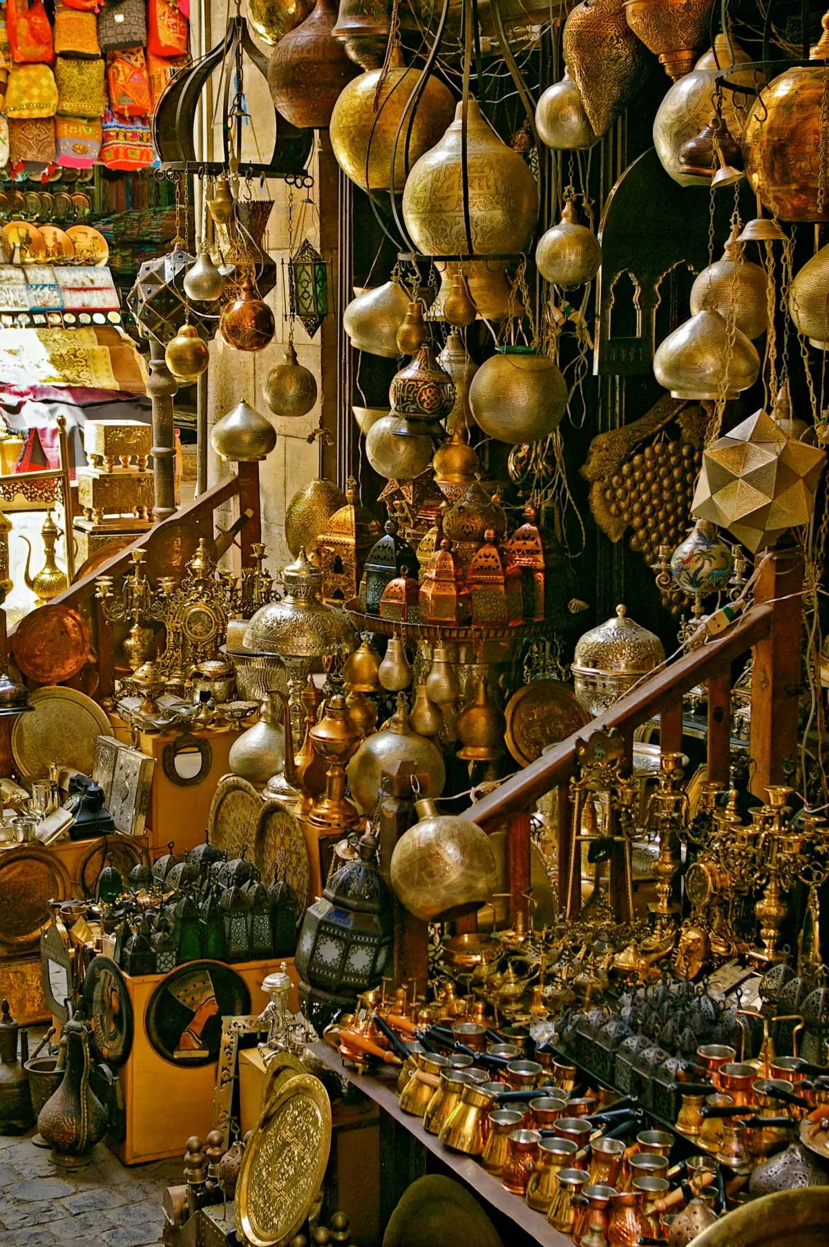 Private Cairo Stopover Tour: Giza Pyramids, Sphinx & Egyptian Museum